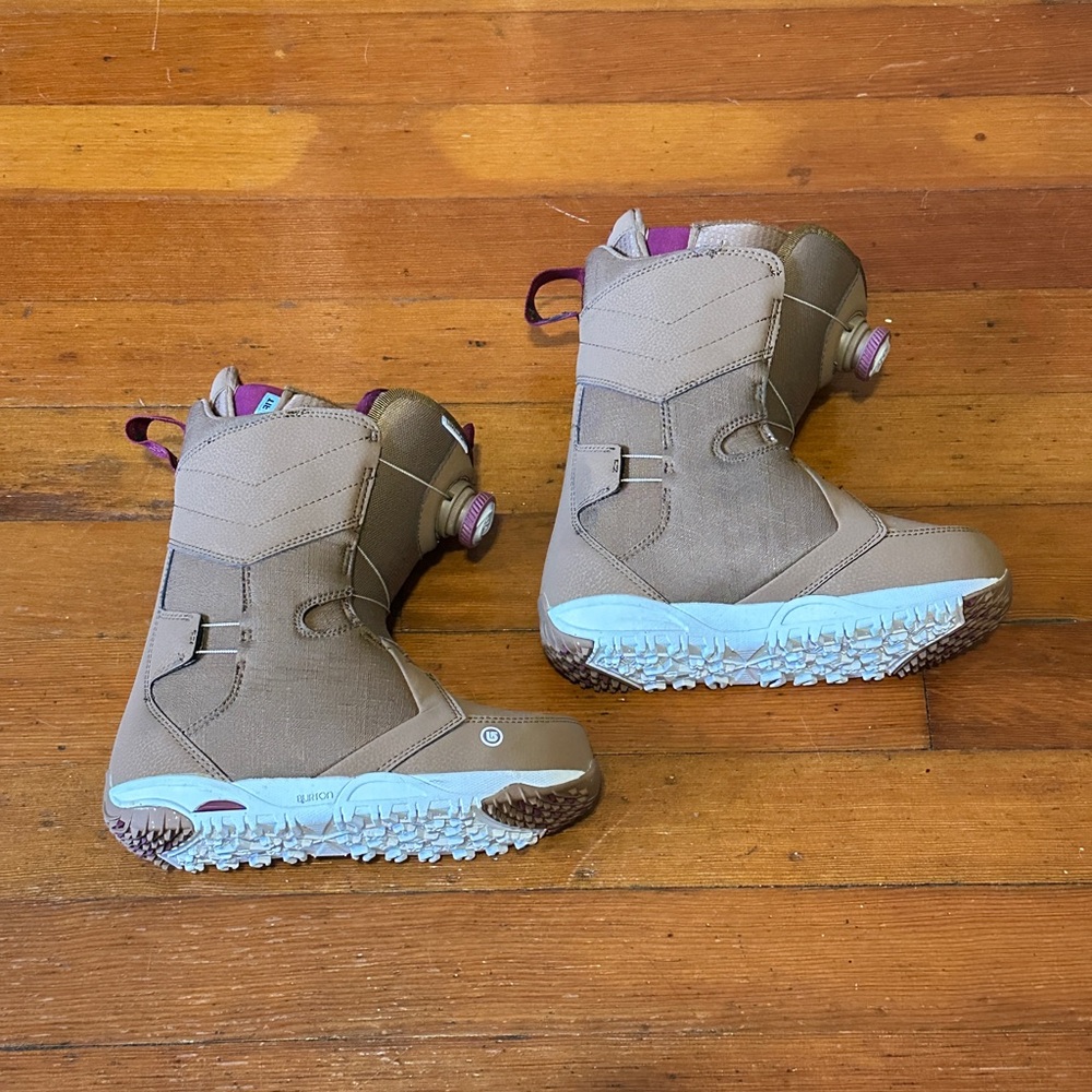Burton Limelight Women's Snowboard Boots Double BOA Imprint 2 Liner, Size 7W